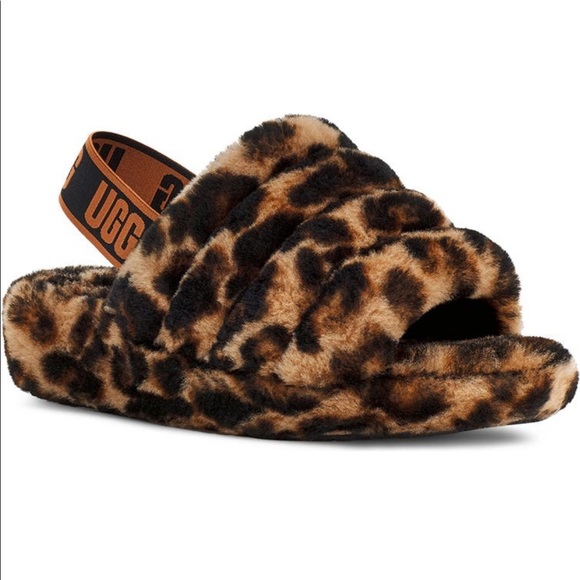 NIB UGG Fluff Yeah Slide Sheepskin Slipper size 9 authentic new with box - Picture 1 of 6